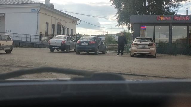 Видео от 19.08.2024г. по очень НЕ качественной укладке асфальта.