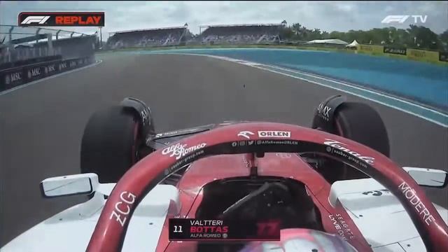 BOTTAS CRASHES AND CAUSES RED FLAG