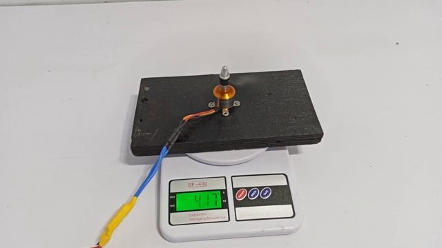 1400 kv brushless motor thrust test with 1045 propeller | Motor thrust unexpected!!!!