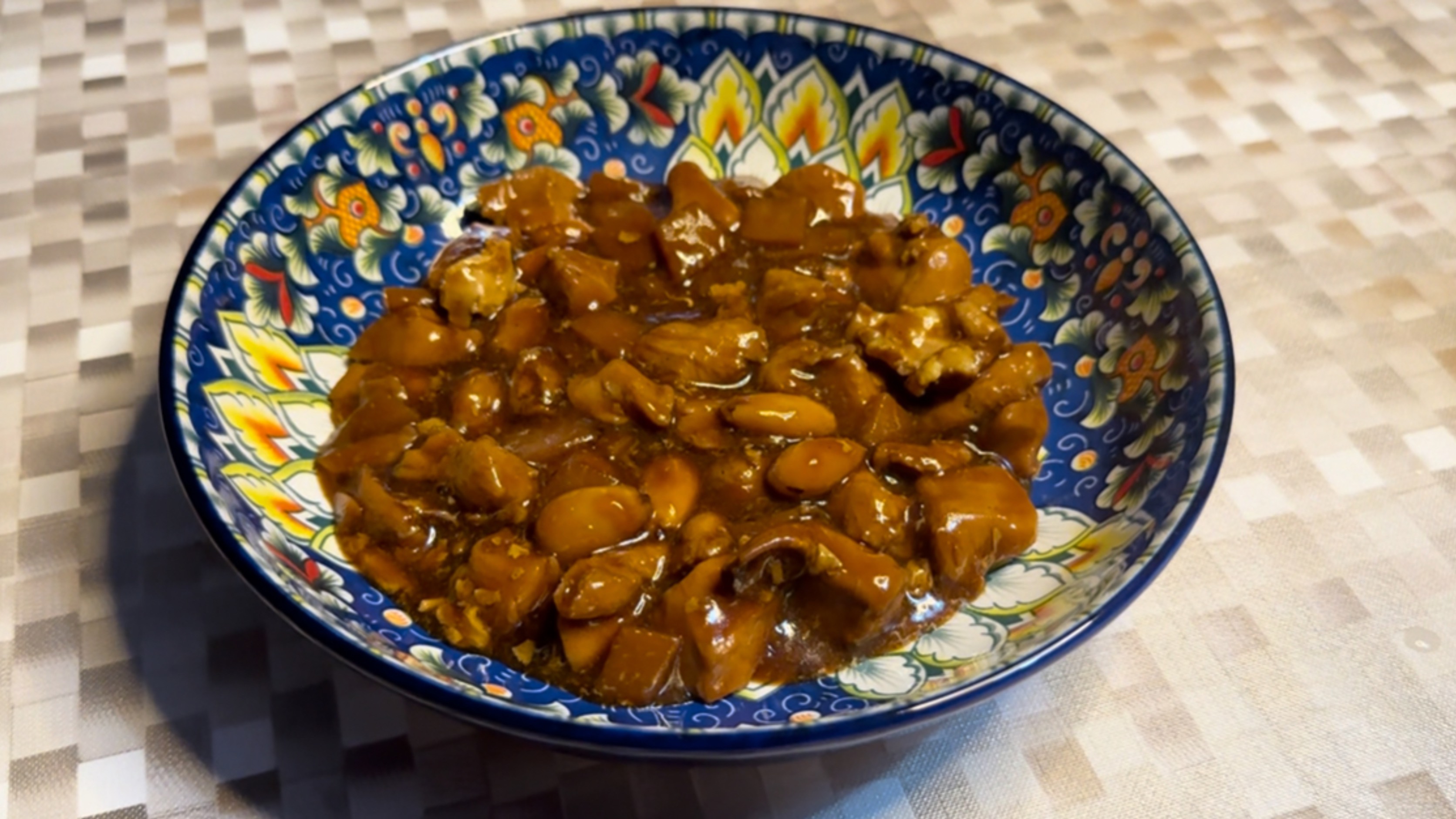 КУРИЦА С МИНДАЛЁМ И БАМБУКОМ (КИТАЙ)