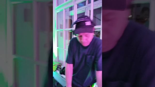 АртДок фильм : DJ Кирилл Светлов в галерее Жизнь Цвета. Коломна 1 марта