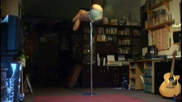 Crazy Bitch Pole Dance