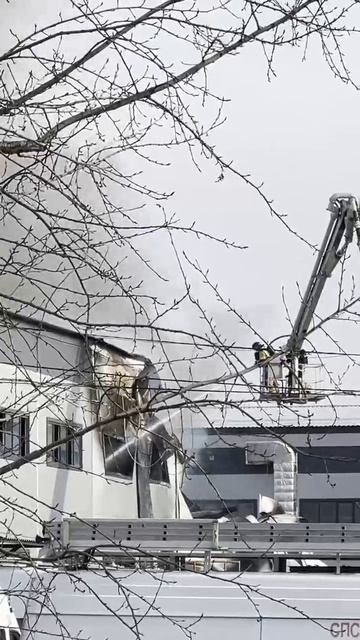 СГОРЕЛ СКЛАД: в микрорайоне Шилово по улице Острогожская сгорел склад.