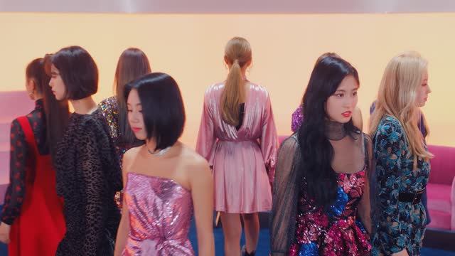 TWICE-Fake-True