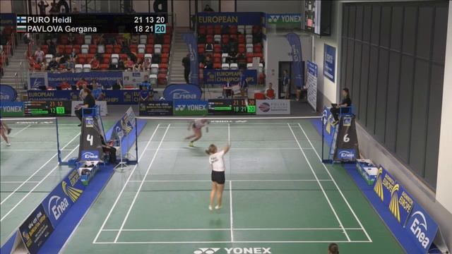 She was on all fours but still managed to win the point
