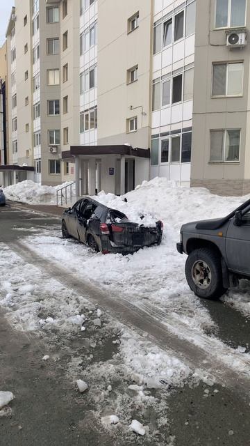 Не ставьте машины около дома