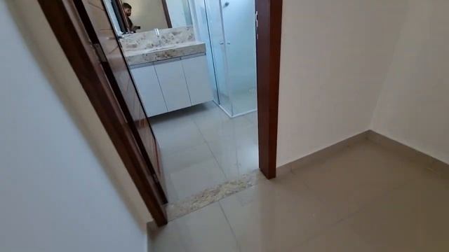 Lindo casa Térrea com 4/4 no condomínio green clube 3 para aluguel, ventilada e com fino acabamento