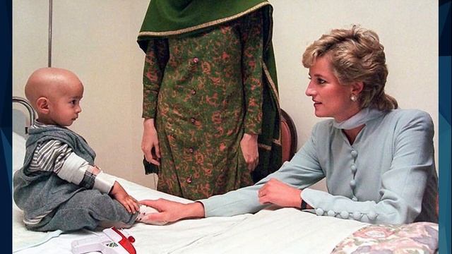 Кейт Миддлтон надела подаренную девочкой в госпитале "диадему Дианы"