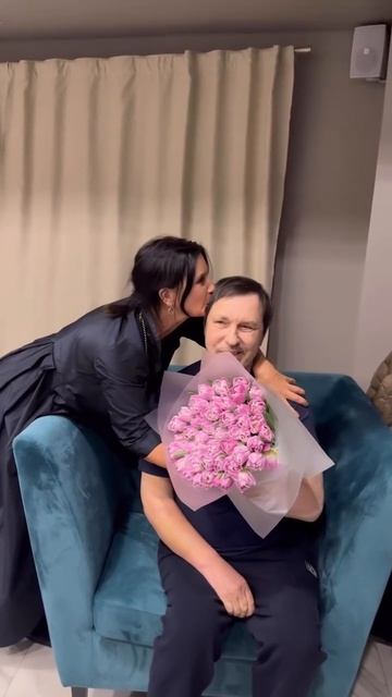 Екатерина Стриженова показала, как сейчас выглядит Николай #носков. Сил артисту #певец #актриса