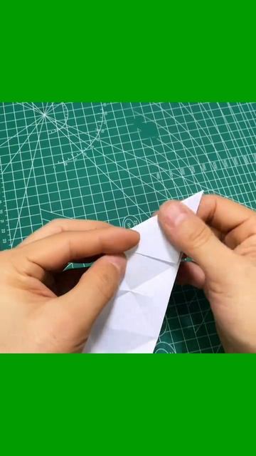 Квадратный волчок из бумаги. DIY
Арт