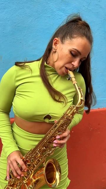 Havana - Yana Krylova Saxophone Саксофон #саксофонистка #саксофон
