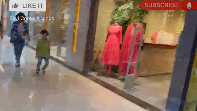 Ep 1 Vegas mall Delhi 😎😎| best malls in Delhi | walking in delhi| Delhi tour | Silvi Cooks