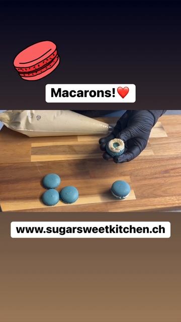 Blueberry Macarons