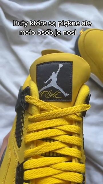 Jordan 4 Lightning