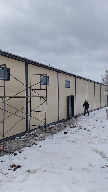 Гараж склад из сэндвич-панелей 33х7. Часть 11.