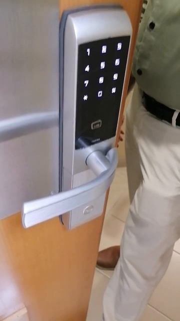 Danger of electronic lock on the washroom! #danger #toilet