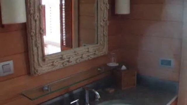 Bora Bora 4 Seasons Overwater Bungalow