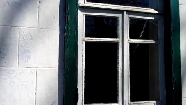 Меняется три окна начало