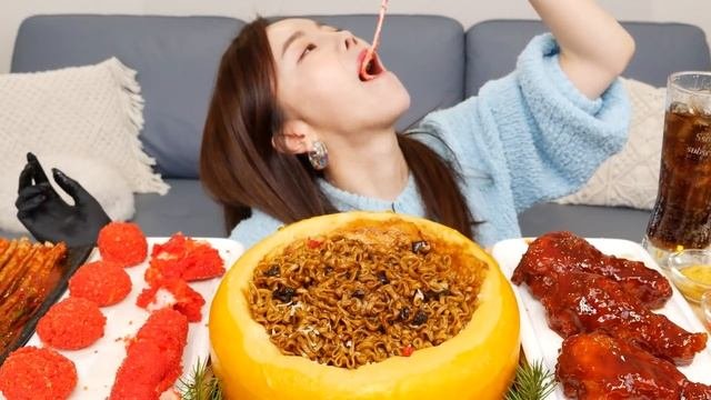 [Mukbang ASMR] 대왕치즈 짜파게티 직접 만든 치토스 치즈스틱 🧀 불닭치킨 먹방 Spicy Chicken Cheetos Cheese Stick Recipe Ssoyoun