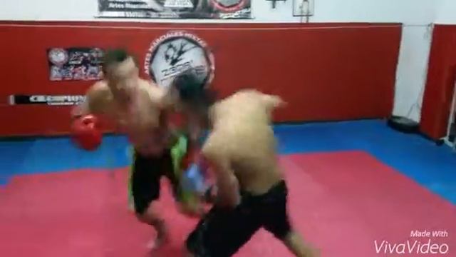 Juan Pablo Aponte vs Yeison Bayona. Sparring