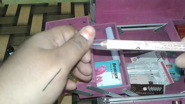 Basic Mackup kit for Indian classical dance/How to Organise Barathnatiyam makeup cosmetics easily..