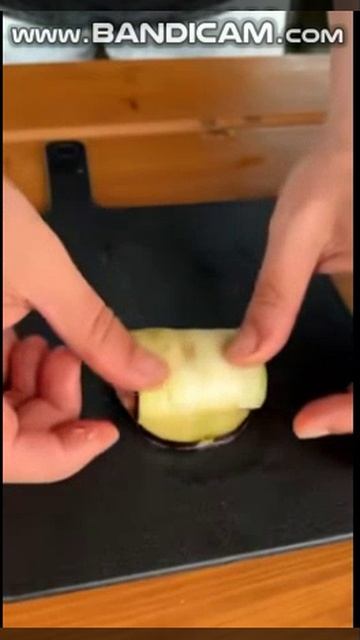 Шашлык из фаршированных баклажанов