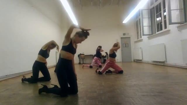 ARIANA GRANDE // DANGEROUS WOMAN // CLASS HIGH HEELS ANTWERP // COMPILATION