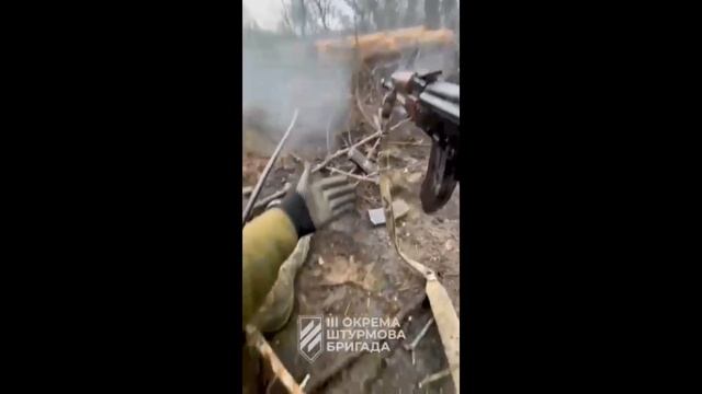 War in Ukraine, battle in a trench#10