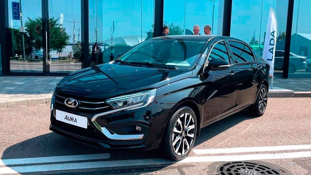 Премиум седан Lada Aura 2025 можно купить с приятной скидкой: АвтоВАЗ снижает цены
