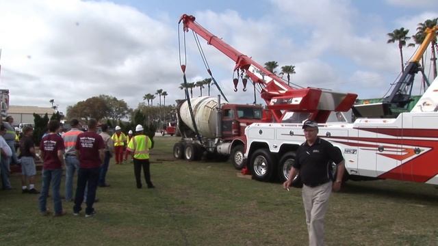 TAMPA 2010 CEMENT MIXER UPRIGHT 50 CS.wmv
