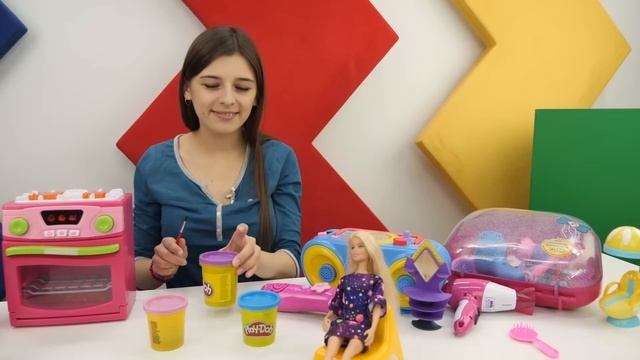 Игры в парикмахерскую: Как покрасить куклу? Ох уж эти куклы!