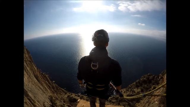 Березовский Александр Прыжки с веревкой в Крыму Jump&Fly