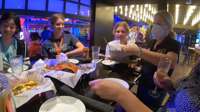 Playmakers Sports Bar - Surprisingly Good Food - Rambling with Phil