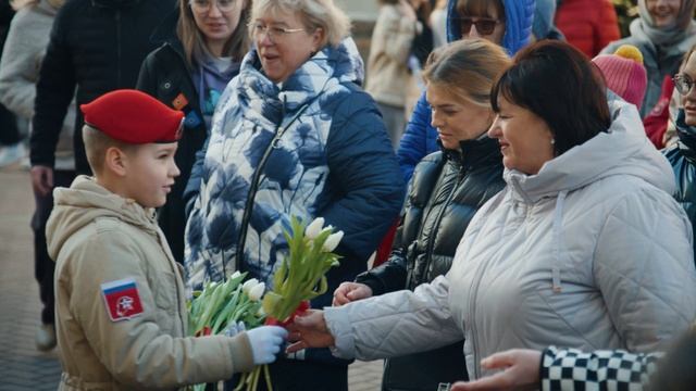 Юнармейская акция «Километр красоты» в Москве