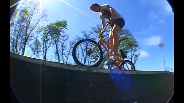 Stuffbmx: Апрельский монтаж
