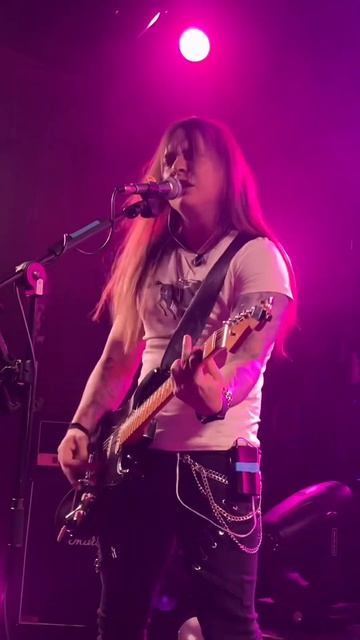Наша новая песня «Хочу» впервые прозвучала #live с большой сцены❤️#kooraga #рокмузыка #рокконцерт