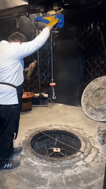 Мясо в 3х метровом подземном тандыре
