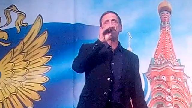 Поёт Александр Завьялов. "Не плачь".