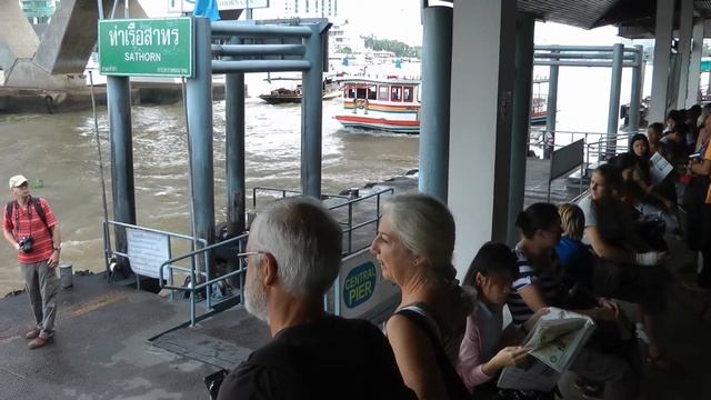 In Bangkok, reizen met het openbaar vervoer