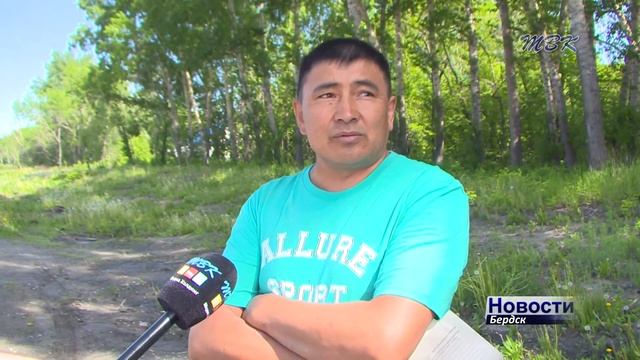 Две машины столкнулись в лоб на бердской трассе