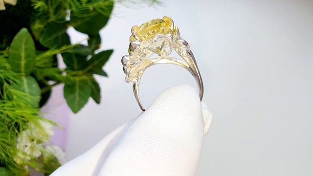Серебряное Кольцо ручной работы с натуральным Лимонным Кварцем, Ониксом и Перидотом (Хризолитом)