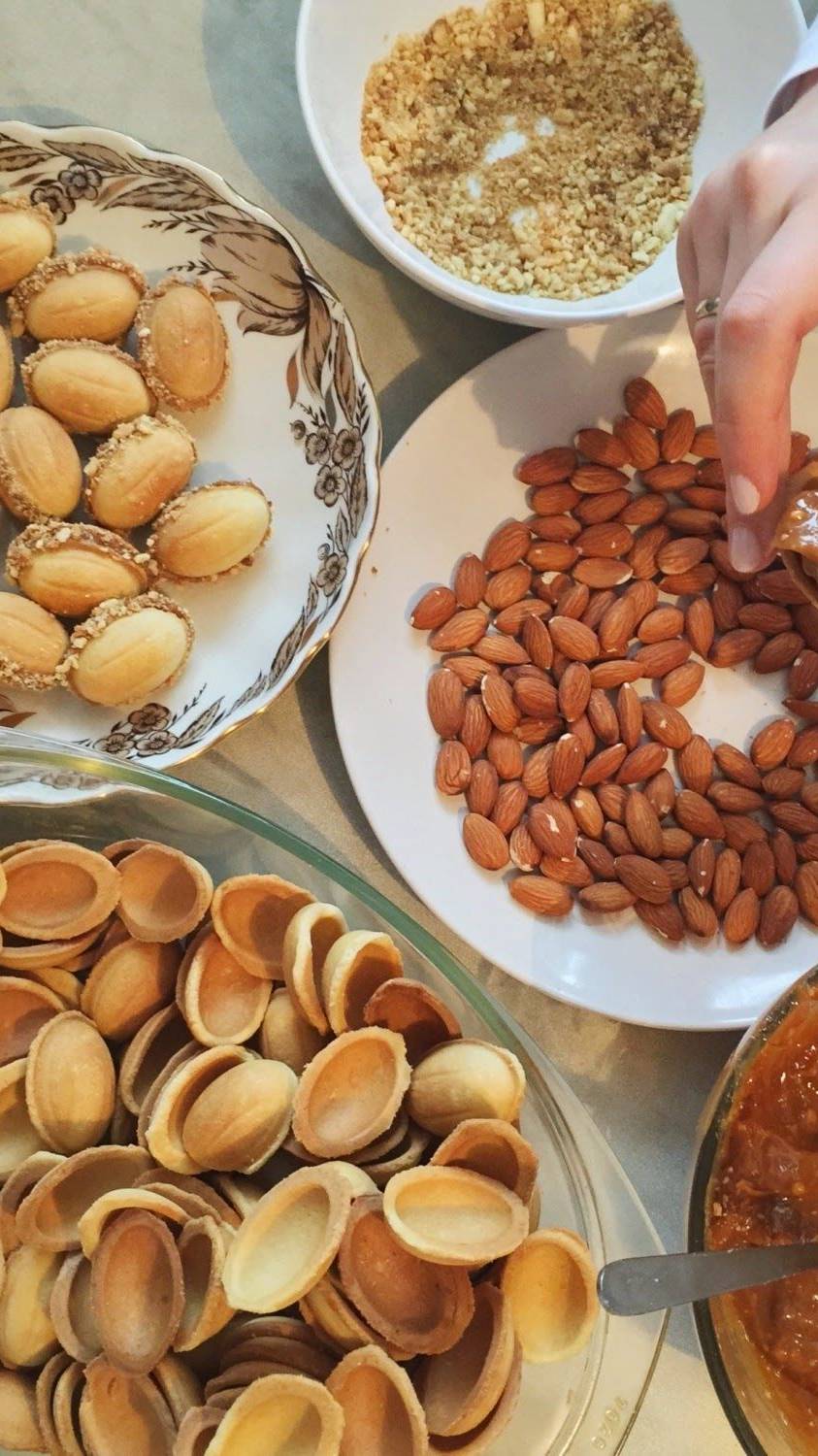 Распаковка посылки с орешками от Wildberries