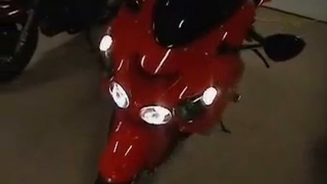 Red Ninja ZX14 with Tsukigi 4 into 1 Exhaust