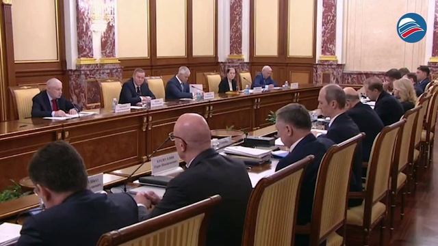 Без гражданств и преференций: в России хотят ввести вахтовый метод для иностранных работников