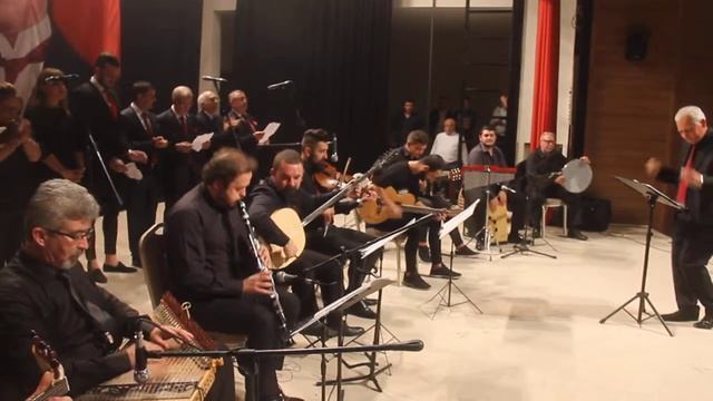 Çan Seramik Musiki Derneği   Atatürk'ün  Yokluğunun 81. yılında  10 Yıl Marşı.