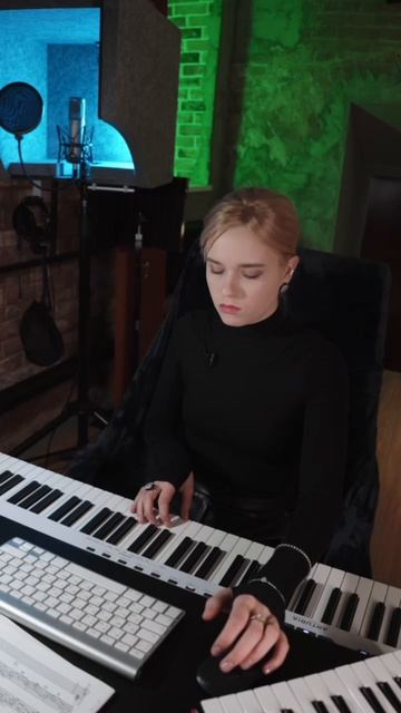 Что-то на рабочем🎵