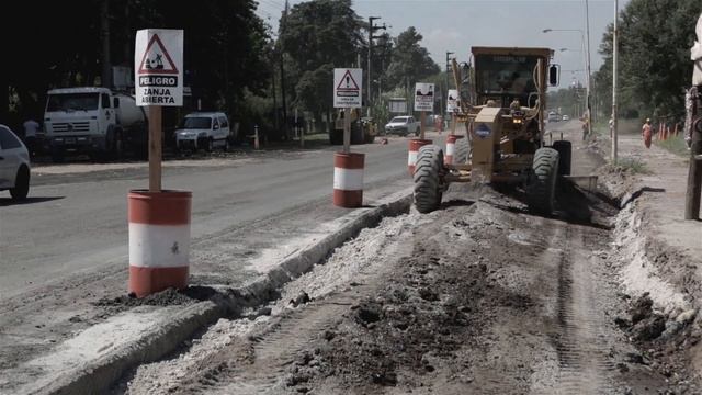 Pavimentando la Ruta Provincial 8