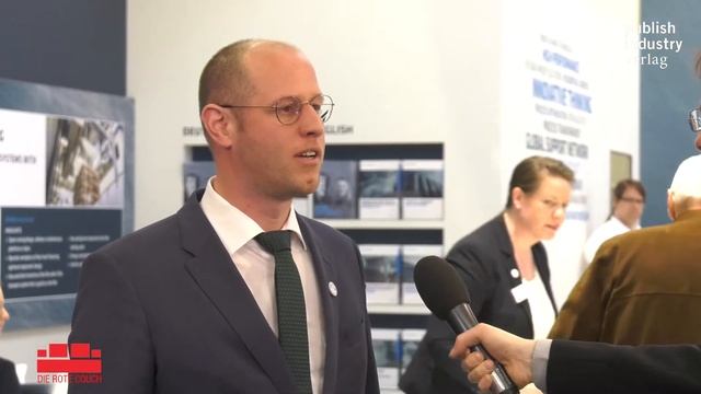 Maßgeschneiderte Verpackungslösungen der Beumer Group, Rote Couch, Powtech 2019