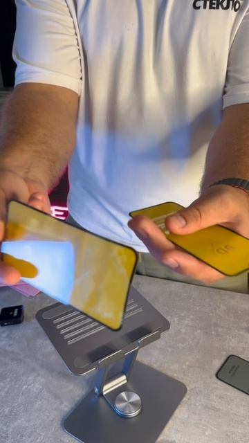 Если ваш iPhone упадет на зажигалку, скорее всего Глазурь защитит ваш экран😉