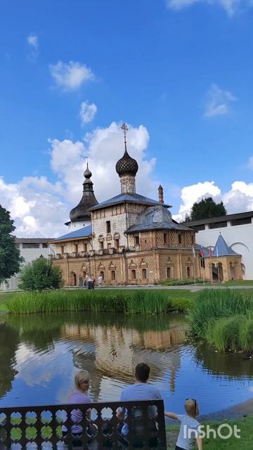 Ростов Великий достопримечательности: Успенский собор, Спасо-Яковлевский Димитриевский муж монастыр